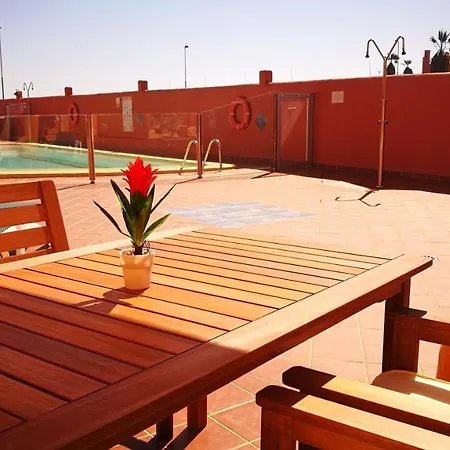 La Vie Est Belle, By Comfortable Luxury Apartment *